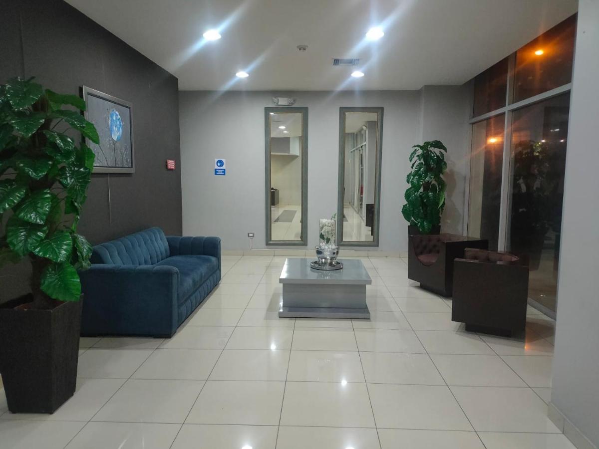 Apartment Con Generador Elegante Piscina Gym Parqueo En El Norte Gye
